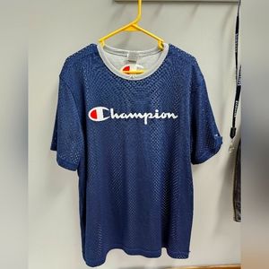 Champion insulated T shirt